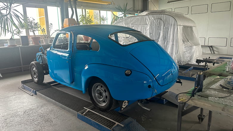 Volvo Oldtimer blauce Lackierung